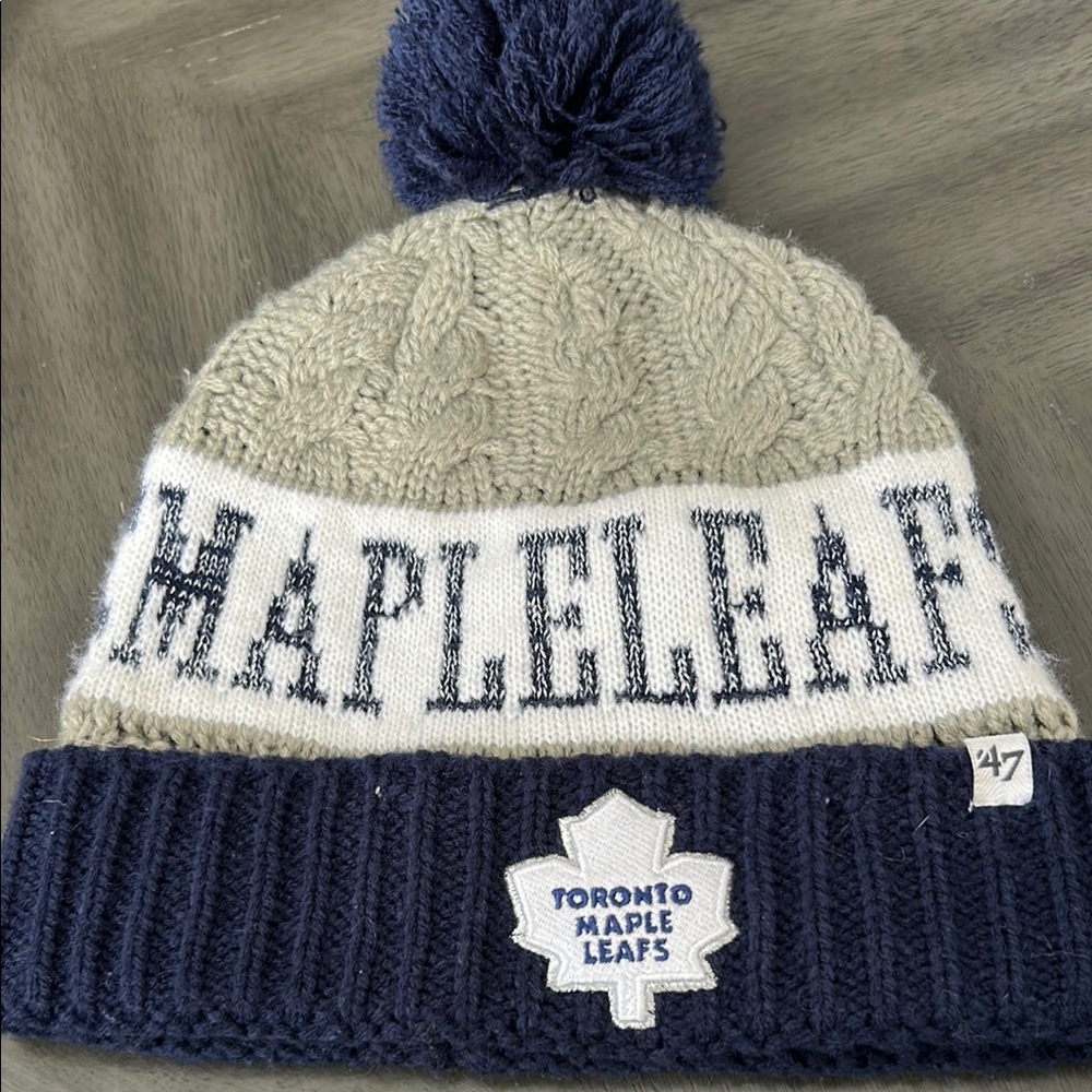 '47 Brand Toronto Maple Leafs women's knitted pom beanie in grey and blue